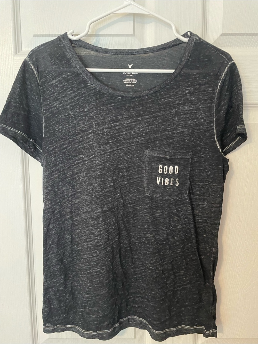 ComfortSoft 'Good Vibes' Black Pocket American eagle Tee medium